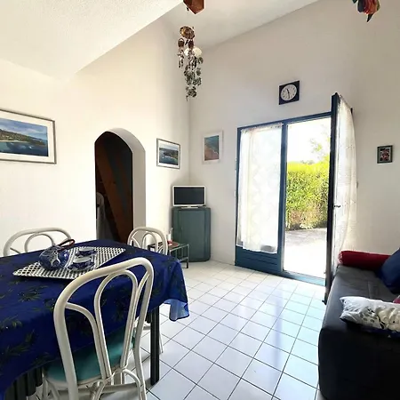 Mazet Avec Piscine, Parking - 4 Pers. - Fr-1-251-947 Le Lavandou